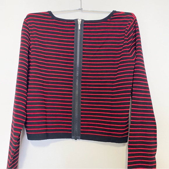 TRISTAN LONG SLEEVE CROP - Picture 4 of 4